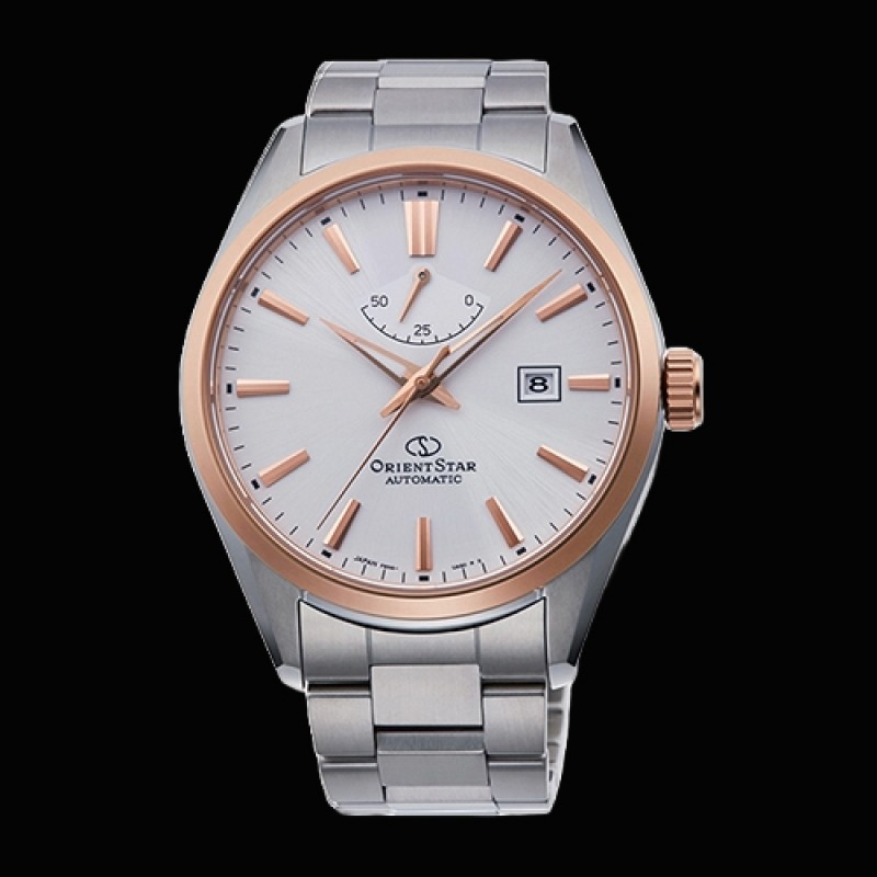ORIENT STAR: Mechanical Contemporary Watch, Metal Strap - 42.0mm (RE-AU0401S)