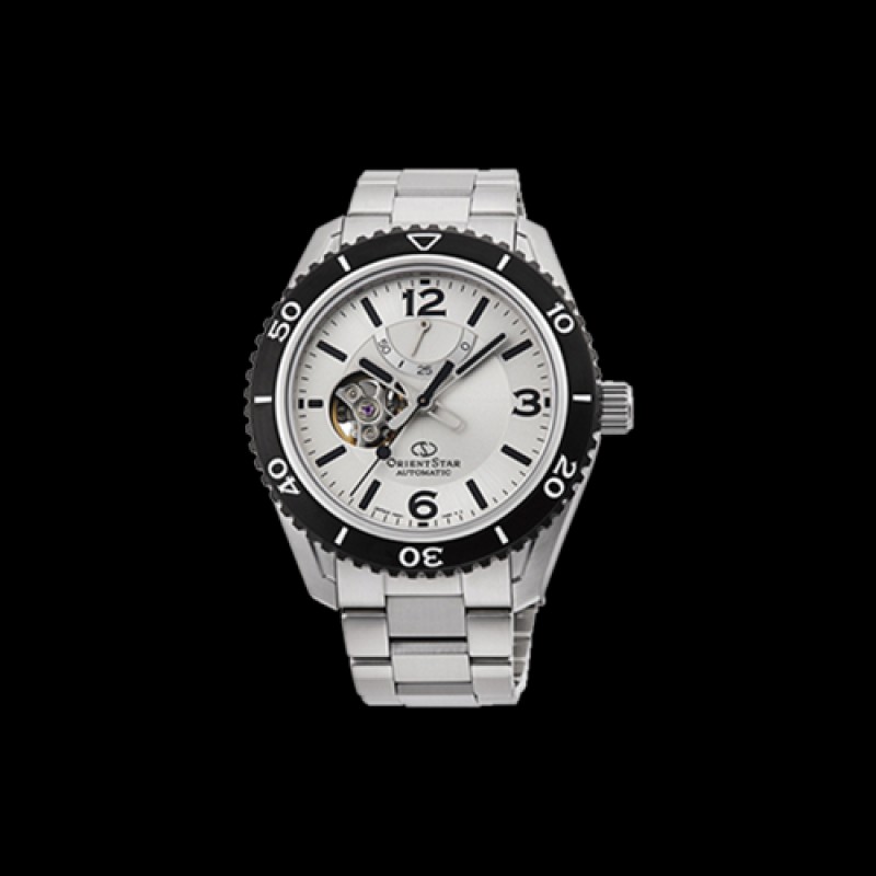 ORIENT STAR: Mechanical Sports Watch, Metal Strap - 43.2mm (RE-AT0107S)
